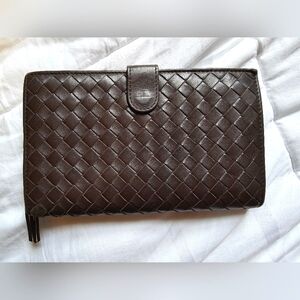 EUC Authentic Bottega Veneta Wallet